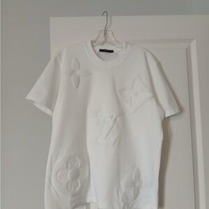 Louis Vuitton White Tee with Orange Label Size S oversized